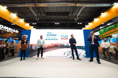 FITUR Madrid presenta Oceanman Ecuador 2026 como destino deportivo global.