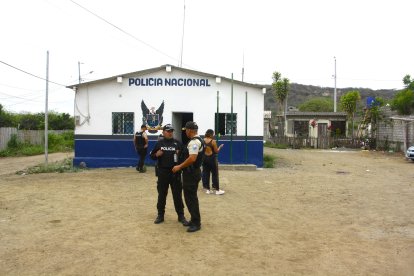 El retén de Policía en la comuna Palmar fue atacado a balazos.