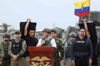 Daniel Noboa, presidente de Ecuador, prioriza la lucha contra la delincuencia.