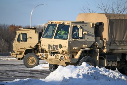 Agentes federales custodian las oficinas de ICE en Minneapolis.