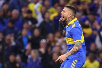 Darío Benedetto llega a Barcelona por seis meses.