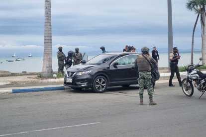 Los balazos fueron direccionados hacia el lado del conductor.