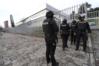 Uno de los allanamientos se realizó en la Agencia Nacional de Tránsito de Quito.