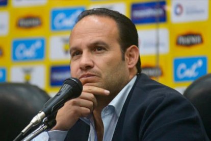 La administración de la FEF, encabezada por Francisco Egas, enfrenta el reto de reestructurar las bases del balompié nacional.