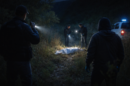Recreación de la escena donde fue hallado el cuerpo del joven en Imbabura.