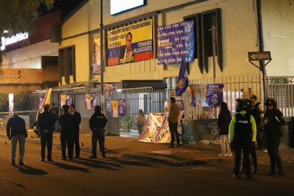 En este lugar fue asesinado Fernando Villavicencio, candidato presidencial por el movimiento Construye.