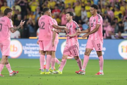 Lionel Messi y su festejo en el Monumental con el gol ante Barcelona.