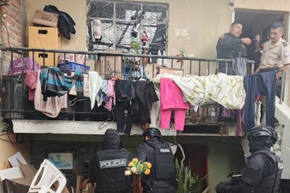 La Policía Nacional acordonó el sector La Banda mientras se desarrollaba el operativo de manejo de crisis