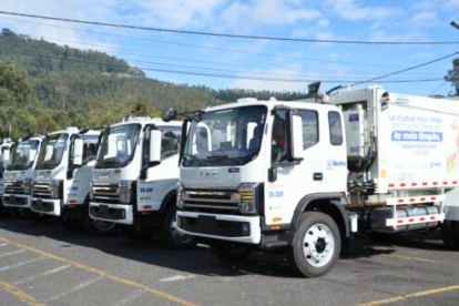 En Quito, compra de camiones es uno de los asuntos de contratación pública que han estado bajo la lupa.