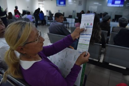 Los habitantes de Quito se han acercado a realizar sus reclamos por los aparentes cobros excesivos.