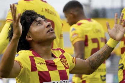 Ángelo Mina llega a Emelec: “Vengo a dejarlo todo por esta camiseta”.