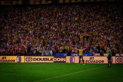 Barcelona SC arranca de local recibiendo al Técnico Universitario.