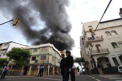 Ventas en la zona han bajado dadas las circunstancias por el incendio.