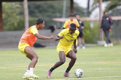 Barcelona presentará este viernes 13 de febrero su plantilla 2026 en Quito.