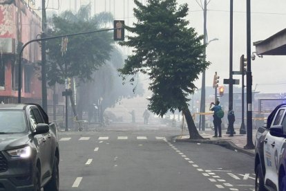 En la zona nuevamente se observó una columna de humo.