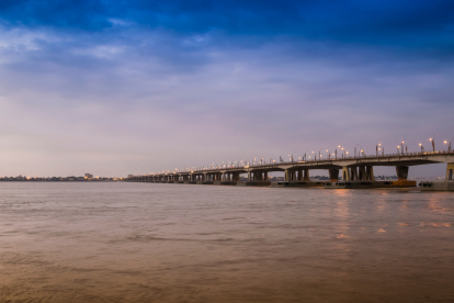 El Puente de la Unidad Nacional es una de las rutas en Guayas para salir a otras provincias.