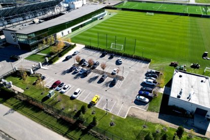 El complejo del Columbus Crew cuenta con seis y media canchas de entrenamiento junto al estadio.