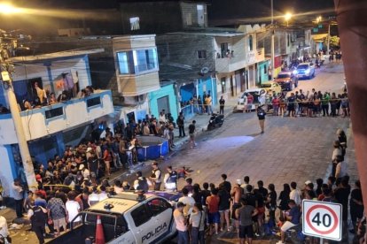 La zona del crimen quedó marcada por el pánico y la incertidumbre.