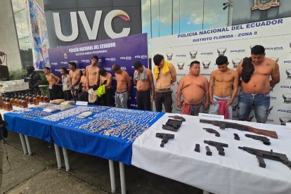 Los detenidos tras el operativo.