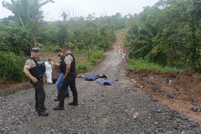 Dos cadáveres fueron hallados en el sector La Restrepo, en el cantón El Carmen, norte de Manabí