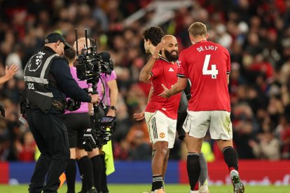 Manchester United visita a Everton en Premier League.