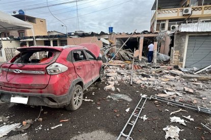 Cinco personas fueron atendidas por heridas leves tras la detonación registrada la madrugada de este miércoles.