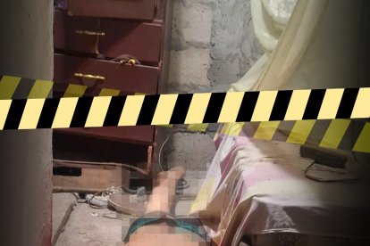 La víctima dormía cuando los atacantes ingresaron a cometer el crimen. Su cuerpo quedó en uno de los dormitorios de la vivienda.