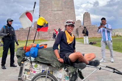 El influencer japones Atsushi Yao en Quito.