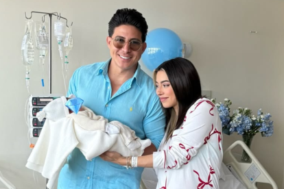 Don Day y Elizabeth Cader anunciaron el nacimiento de su bebé este 26 de febrero de 2026.