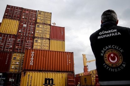 El cargamento fue descubierto en un puerto de Estambul tras una inspección a más de 2.400 sacos. La droga estaría valorada en millones de euros.