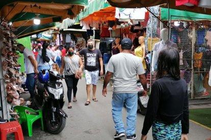 La tensión comercial entre Ecuador y Colombia sube de nivel tras el anuncio de un posible arancel del 50 % que podría golpear exportaciones y empleos