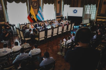 En la sesión extraordinaria N.º 159 del Concejo Municipal de Guayaquil, liderada por la alcaldesa subrogante Tatiana Coronel, se adoptaron decisiones enfocadas en fortalecer el deporte, el cuidado ambiental y la gestión municipal.