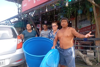 Comerciantes del sector enfrentan dificultades por la escasez de agua.