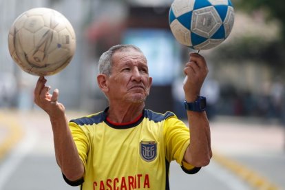 A los 71 años, el hincha más emblemático de la Tri sueña con llegar a su segundo Mundial de mayores y convertir las calles de EE.UU. en una fiesta tricolor.