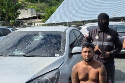 Alias Polilla fue presentado por las autoridades en Manabí, tras su captura