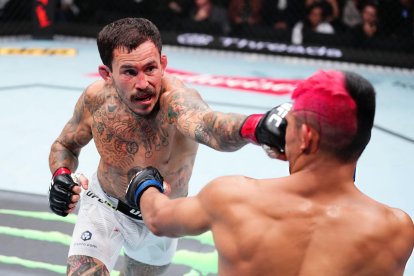 Chito Vera cae derrotado ante David Martínez, en la pelea costelar de la UFC México 2026.