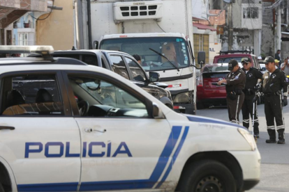 La Policía acordonó la zona tras el ataque armado.