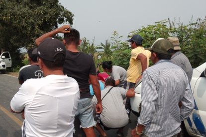 Habitantes de Chapinero, consternados por el doble crimen.