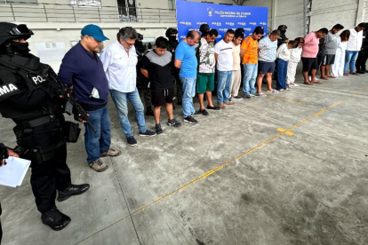 Operativo policial dejó 16 detenidos en tres provincias del país.