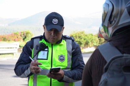 Conoce cómo rige el pico y placa en Quito.