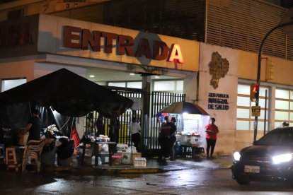Intervienen el hospital Teodoro Maldonado Carbo.