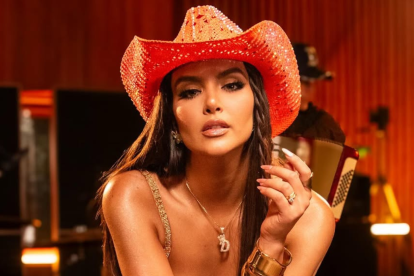 Dayanara es una cantante ecuatoriana de música popular.