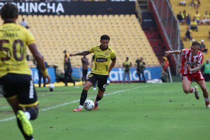 Joao Rojas es el encargado de manejar el ataque de Barcelona SC.