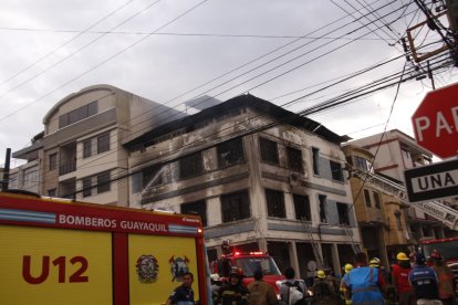 Nuevo incendio se registró en el centro de Guayaquil.