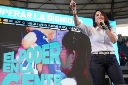 La presidenta del Movimiento correísta Revolución Ciudadana (RC), Gabriela Rivadeneira