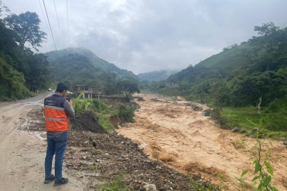 La creciente del río Salvia, en Zaruma, sería uno de las causantes de las inundaciones.