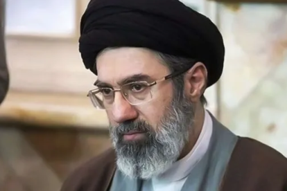 Mojtaba Jameneí mostró  un tono desafiante y llamó a mantener cerrado el estrecho de Ormuz