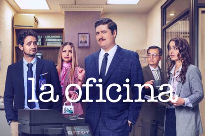'La Oficina' adapta el formato de falso documental de The Office al humor y cultura laboral mexicana
