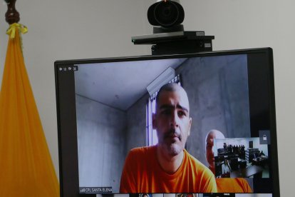 El alcalde de Guayaquil, Aquiles Álvarez, se conectó desde la Cárcel del Encuentro.