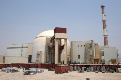 La central nuclear de Bushehr, en la costa iraní del Golfo Pérsico, que ha sido alcanzada por un proyectil, según informa este miércoles el Organismo Internacional de Energía Atómica (OIEA).